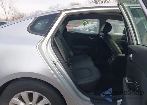 2016 Kia Optima Ex из США, поврежденный, VIN 5XXGU4L34GG116830